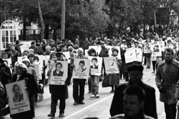 Ни одна смерть не была до конца расследована — ветеран ФСБ об октябре 1993