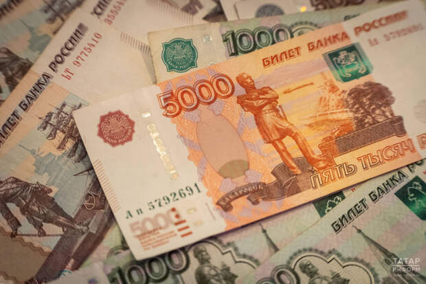 В Татарстане выплату за рождение тройни могут увеличить до 100 тыс. рублей