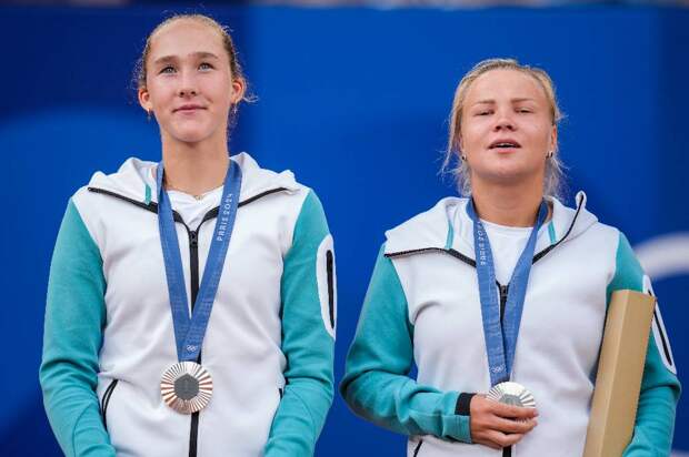 Андреева и Шнайдер уступили в финале парного турнира WTA в Мадриде
