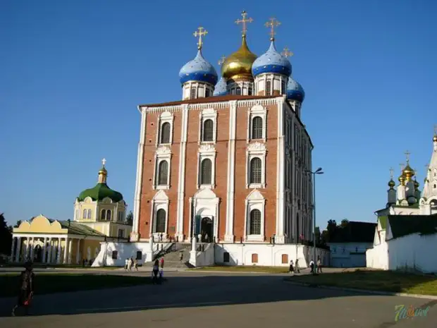 Дивные храмы России