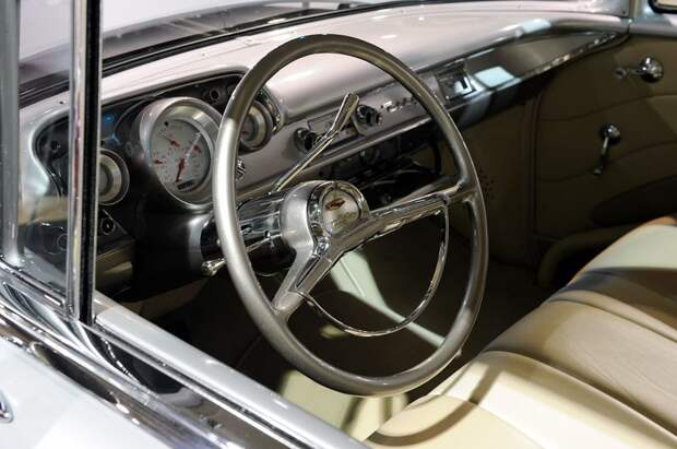 Очень бодрый Хот Род 1957 Chevy (14 фото) Очень бодрый Хот Род 1957 Chevy (14 фото)