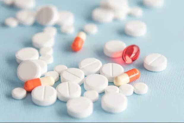 Каким образом они повышают тревожность? Чем опасны антибиотики?