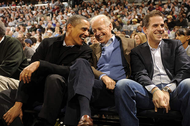 Барак Обама, Джо и Хантер Байден