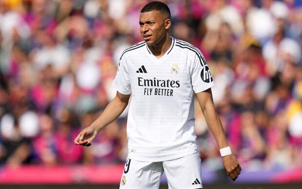 Мбаппе в понедельник пройдет медобследование для оценки повреждения в матче с «Бетисом»