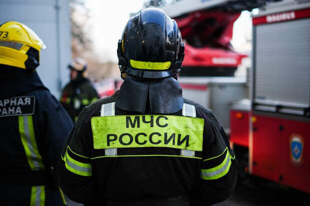 В Севастополе после атаки ВСУ повреждены около 100 автомобилей и 200 домов