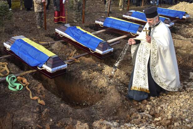 Во Львове кончились места для захоронения бойцов ВСУ