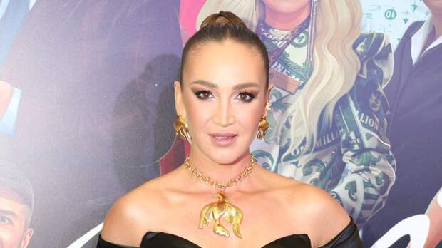 Мама-«кукляшка» и 37-летняя дочь: Ольга Бузова о том, почему рядом с мамой чувствует себя «маленькой девочкой»