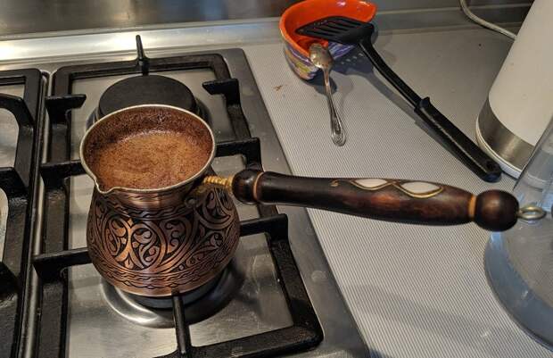 Кофе в турке – самый ароматный. / Фото: kaminia.ru