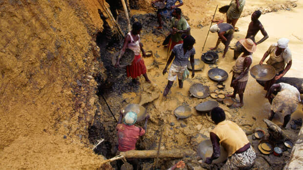 NYT: Монетный двор США чеканит монеты из «кокаинового золота» колумбийского картеля