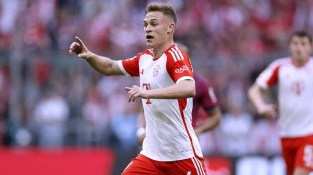 Директор «Баварии» рассказал о ситуации с контрактом Киммиха