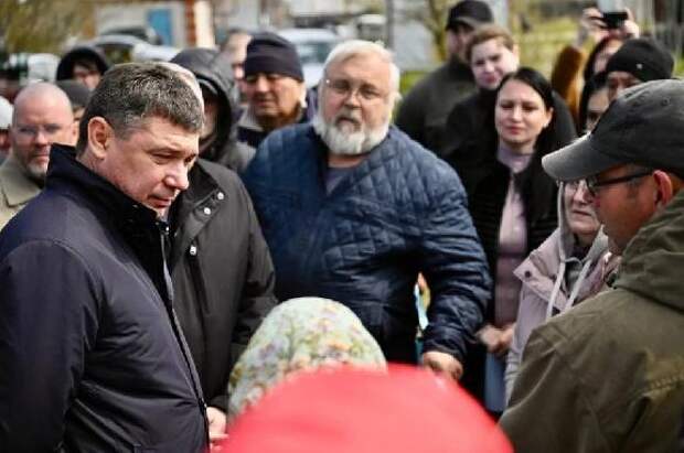 В тамбовской деревне Лужки поставят светофор и вернут автобус