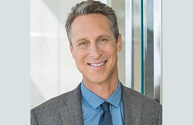 Моложе на 20 лет: Личный эксперимент врача, который обманул время. Что реально работает?