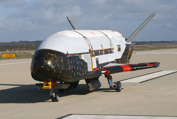 Корабль Boeing X-37