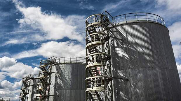 В Китае прокомментировали угрозу вторичных пошлин США за покупку энергоносителей РФ