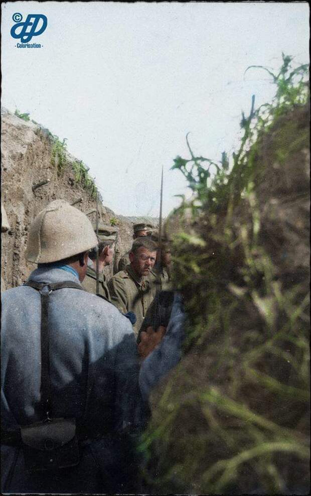 Грязь и окопы Грязь и окопы война, люди., первая мировая