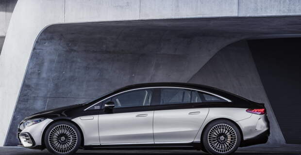 Mercedes официально представил новый электрический суперседан EQS (галерея)