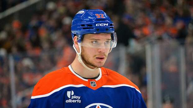 Гол Подколзина не спас «Эдмонтон» от поражения «Анахайму» в матче плей-офф НХЛ с 11 шайбами