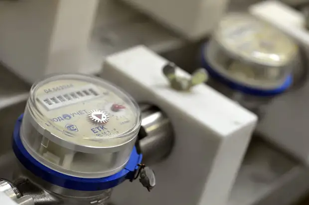 «Избавить от поверочного рабства»: россиян могут освободить от обязанности следить за корректностью показаний счётчиков