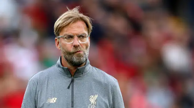 Клопп вышел на матч ЛЧ в Сербии с символом окончания Первой мировой войны