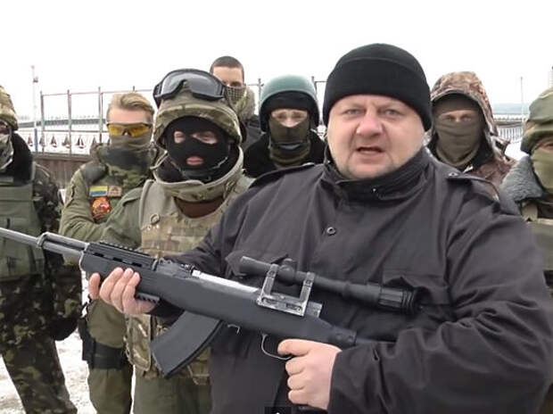 Украинский депутат, расстрелявший портрет Кадырова из автомата, пострадал в серьезном ДТП Украинский депутат, расстрелявший портрет Кадырова из автомата, пострадал в серьезном ДТП
