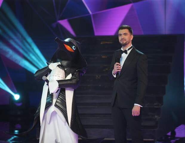 «Рад, что птицы больше не будут меня бить»: ведущий шоу «Маска» Вячеслав Макаров поделился эмоциями от ухода Пингвина