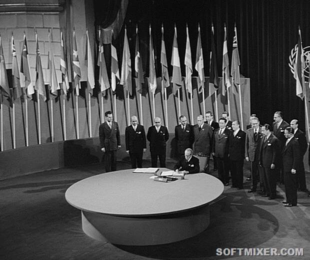 Chile_signs_UN_Charter_1945