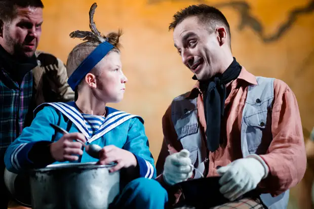 В тульском ТЮЗе 26 марта в последний раз сыграют спектакль "Вождь краснокожих"