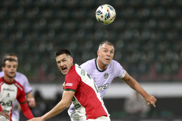 Тренер Непомнящий: Дзюба гарантированно принёс бы пользу "Спартаку"