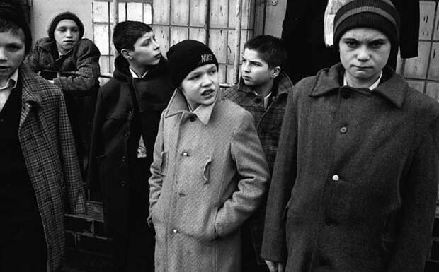 Социально-экономическое положение страны неизменно сказывается на подрастающем поколении. 