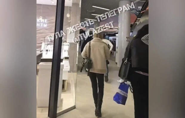 Туляки сообщили о первой в этом году эвакуации ТЦ "Макси"