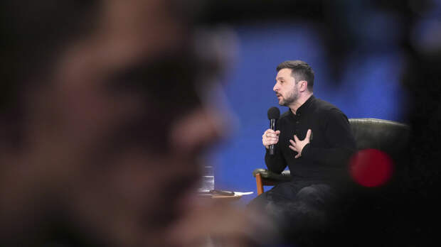 Зеленский пожаловался на планы ВС России наносить новые удары по Украине