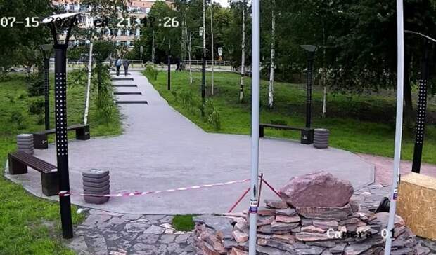 Полиция Петрозаводска возбудила уголовное дело после поломки фонтана в новом сквере