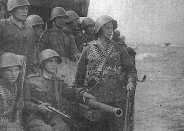 Как морпехи СССР 3 дня сдерживали численно превосходящего врага во время операции в Сэйсине