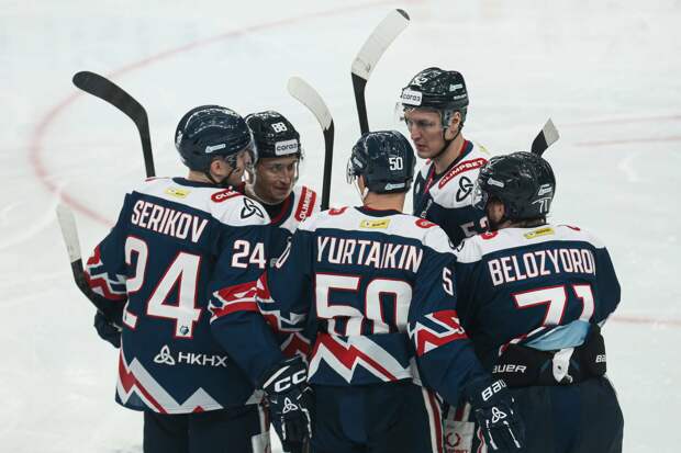 «Нефтехимик» в серии буллитов вырвал победу у «Адмирала»