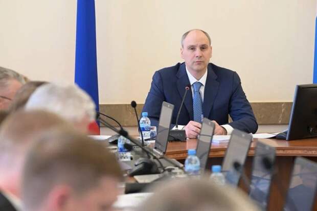 Денис Паслер направил 300 млн рублей на обновление автобусов в муниципалитетах