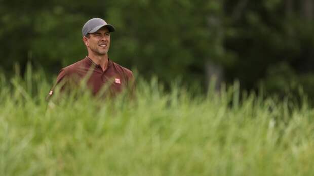 PGA Championship Fan Hilariously Retrieves Adam Hadwin’s Golf Club From Water Hazard