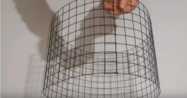 Теплый и аутентичный декор интерьера из сетки и любой нити