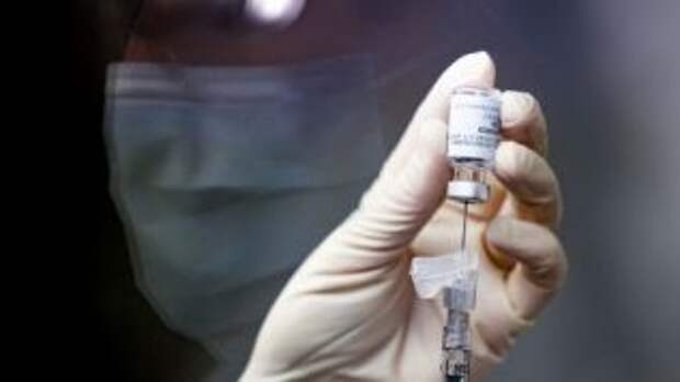 В самой вакцинированной стране мира заявили о вспышке коронавируса