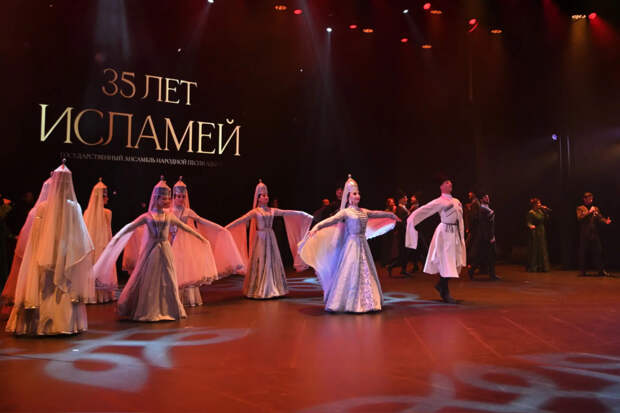 Сегодня свой 35-летний юбилей празднует наш прославленный и легендарный коллектив – «Исламей»!