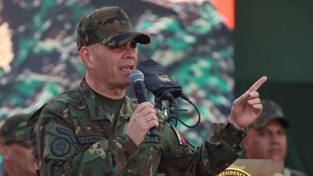 Министр обороны Венесуэлы вышел на связь с заявлением после слухов о гибели