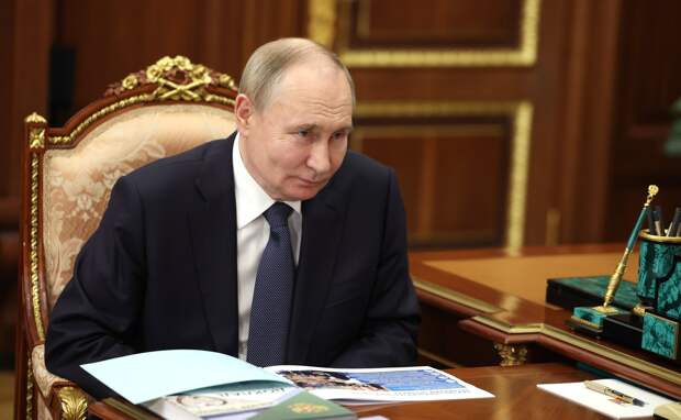 Путин выполнил своё обещание, данное полгода назад. Президент прибыл в Якутск