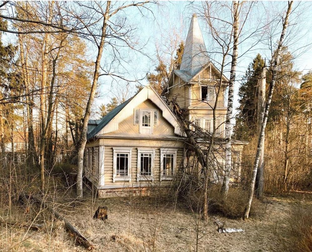 7 атмосферных фото российских дач