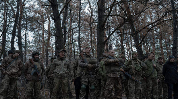 ВСУ бросили большое количество оружия и боеприпасов при отступлении из Димитрова