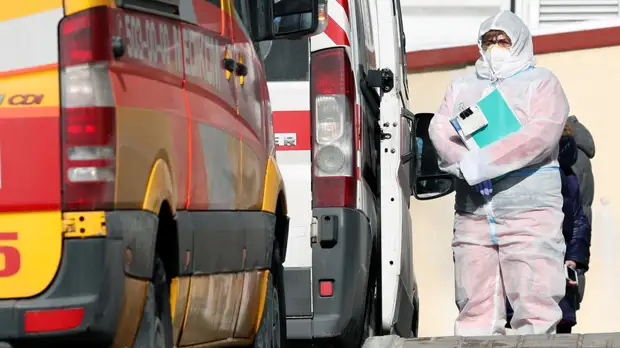 На Украине выявлено более 15,8 тысячи случаев коронавируса за сутки