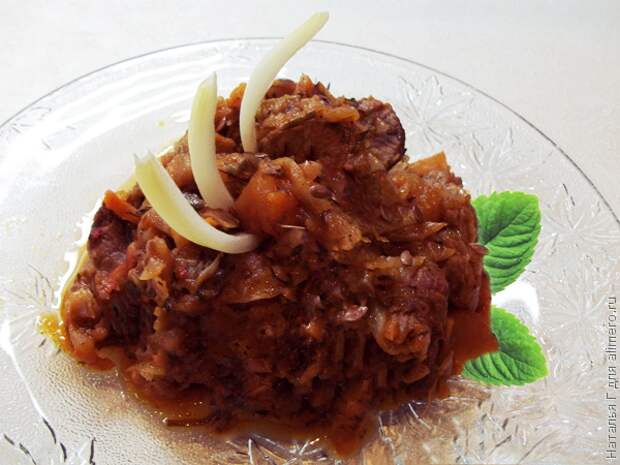 Рагу из мяса с овощами и зеленью