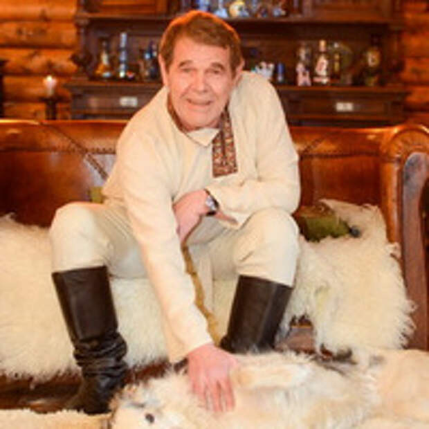 Актер Алексей Булдаков спел песню про валенки