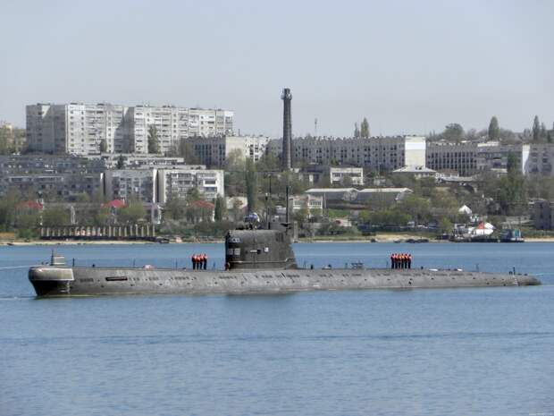 Дизель-эллектрическая подводная лодка. Пр.641. (U-01).«Запорожье» - 3