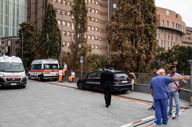 В европейской стране напуганные нападениями пациентов медики потребовали ввести войска