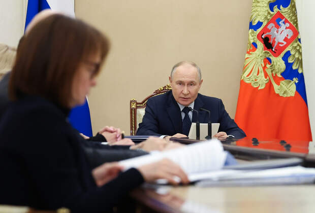 Путин заявил о сокращении ВВП России. Президент потребовал объяснений, почему ситуация в экономике не соответствует прогнозам
