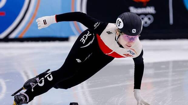 Польской шорт‑трекистке, которой порезали лицо коньком на Олимпиаде, потребуется операция